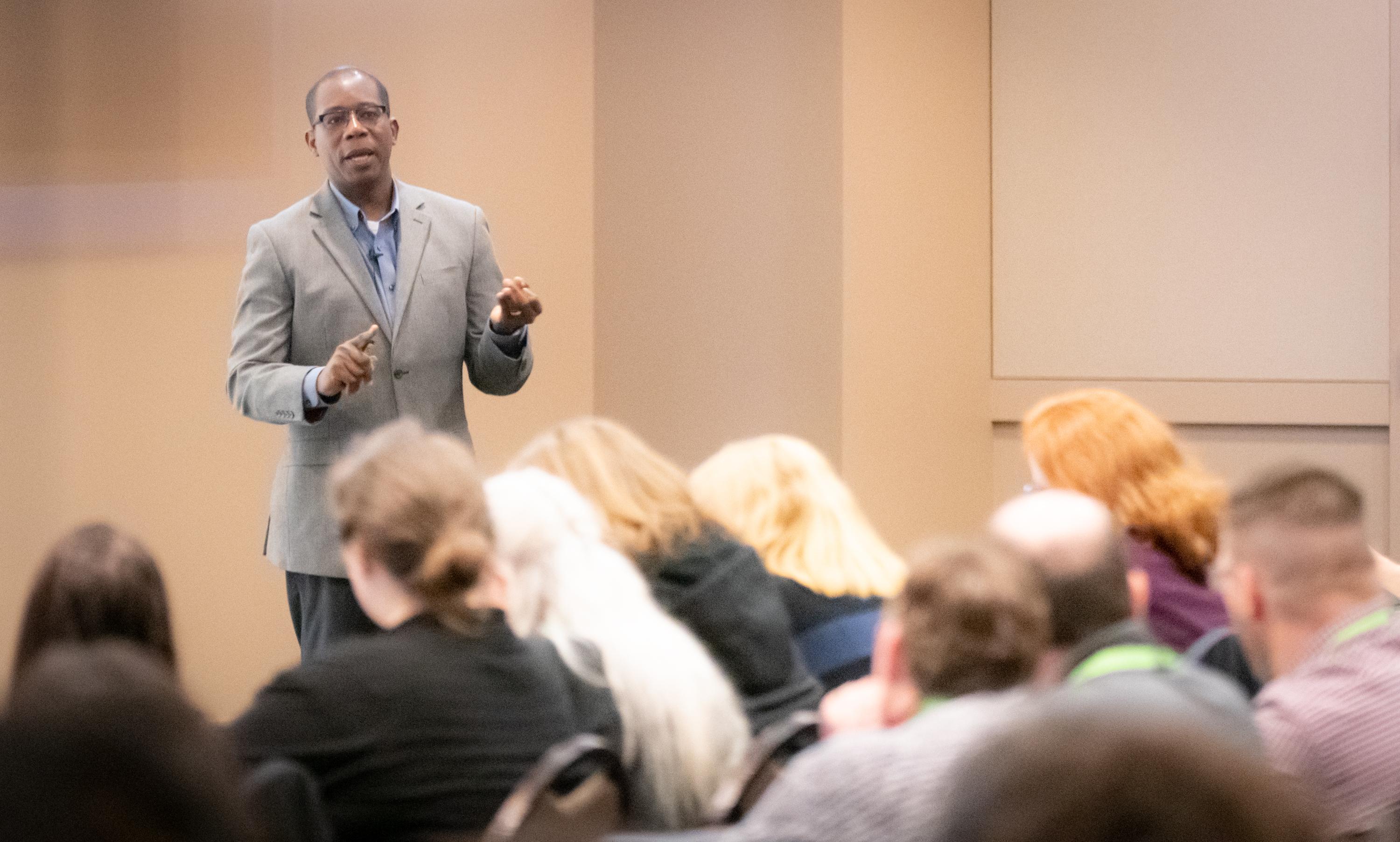 opmab_2019_conference-184__3000x1806.jpg